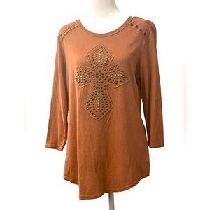 Cute REBA Cinnamon Color Tee with Metal Stud Design Size Med